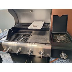 Grill gazowy XXL TRENDY US 4.1 z żeliwem, Grill Chef - 12277 MODEL POWYSTAWOWY 1 szt.